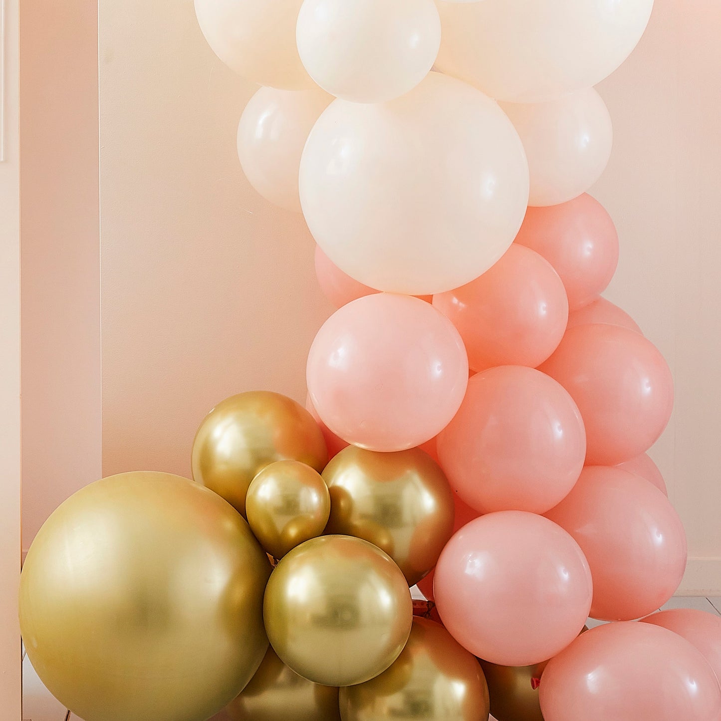 Peach and Gold Balloon Arch Kit- 5 Inner Pack