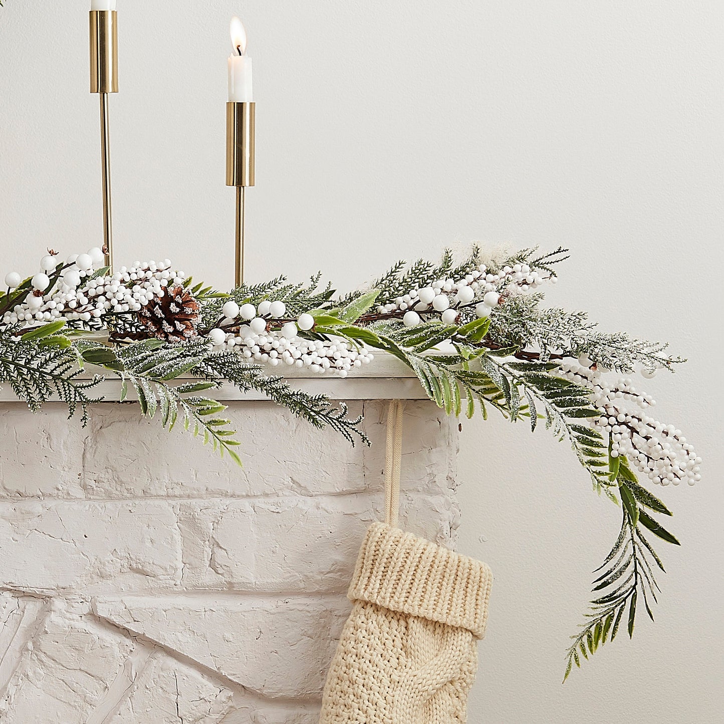 Snowy Christmas Garland- 10 Inner Pack