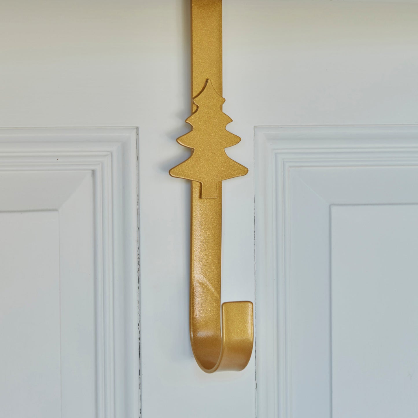 Gold Metal Christmas Tree Wreath Hanger- 5 Inner Pack