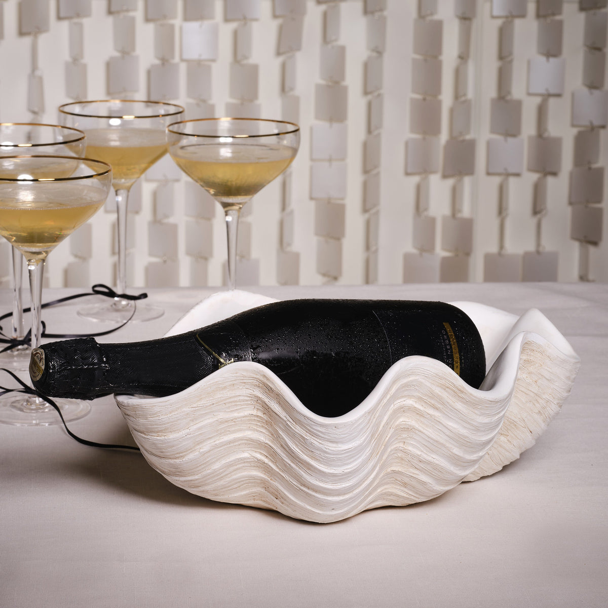 Shell Shaped Ice Bucket- 3 Inner Pack