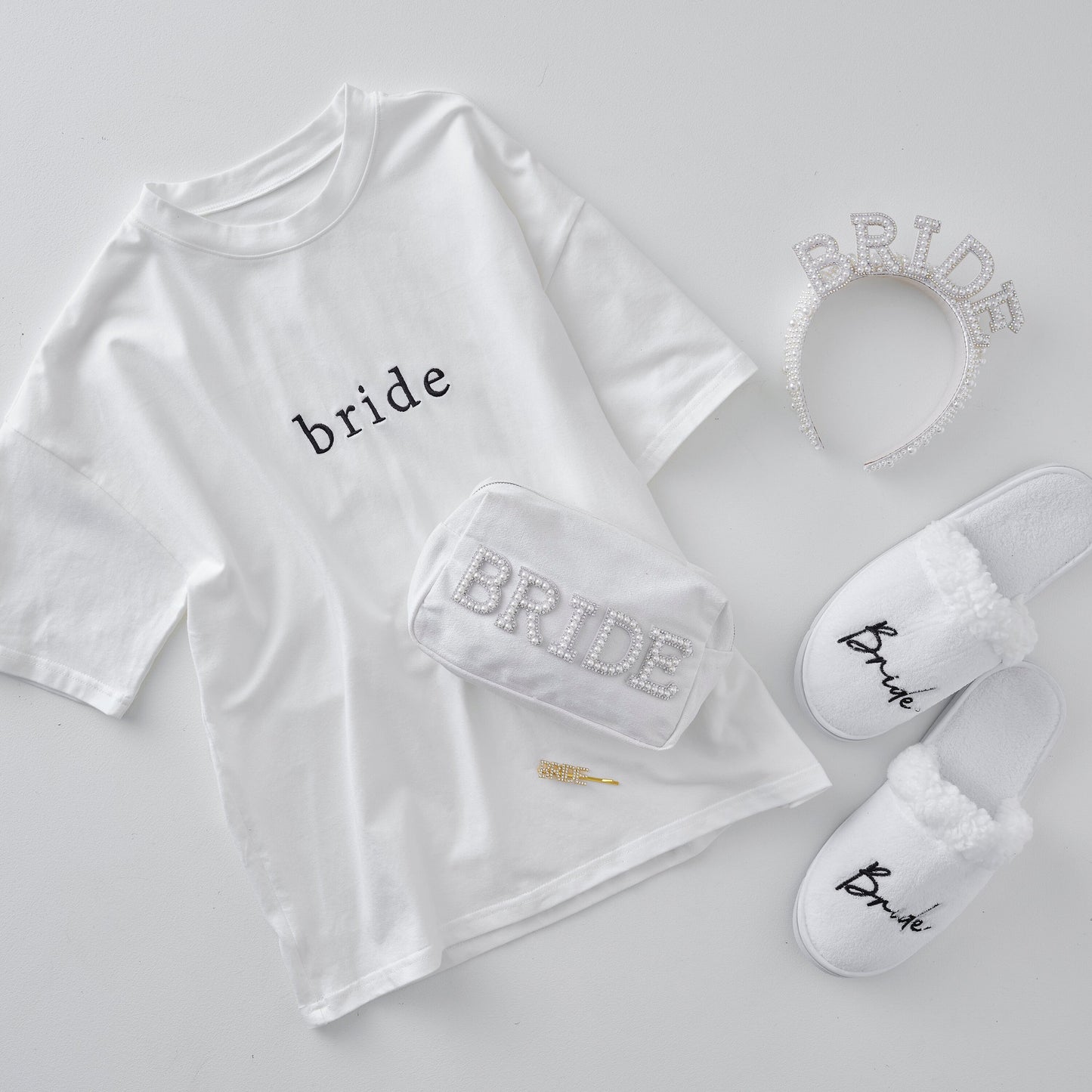 Embellished Pearl Bride Makeup Bag- 5 Inner Pack