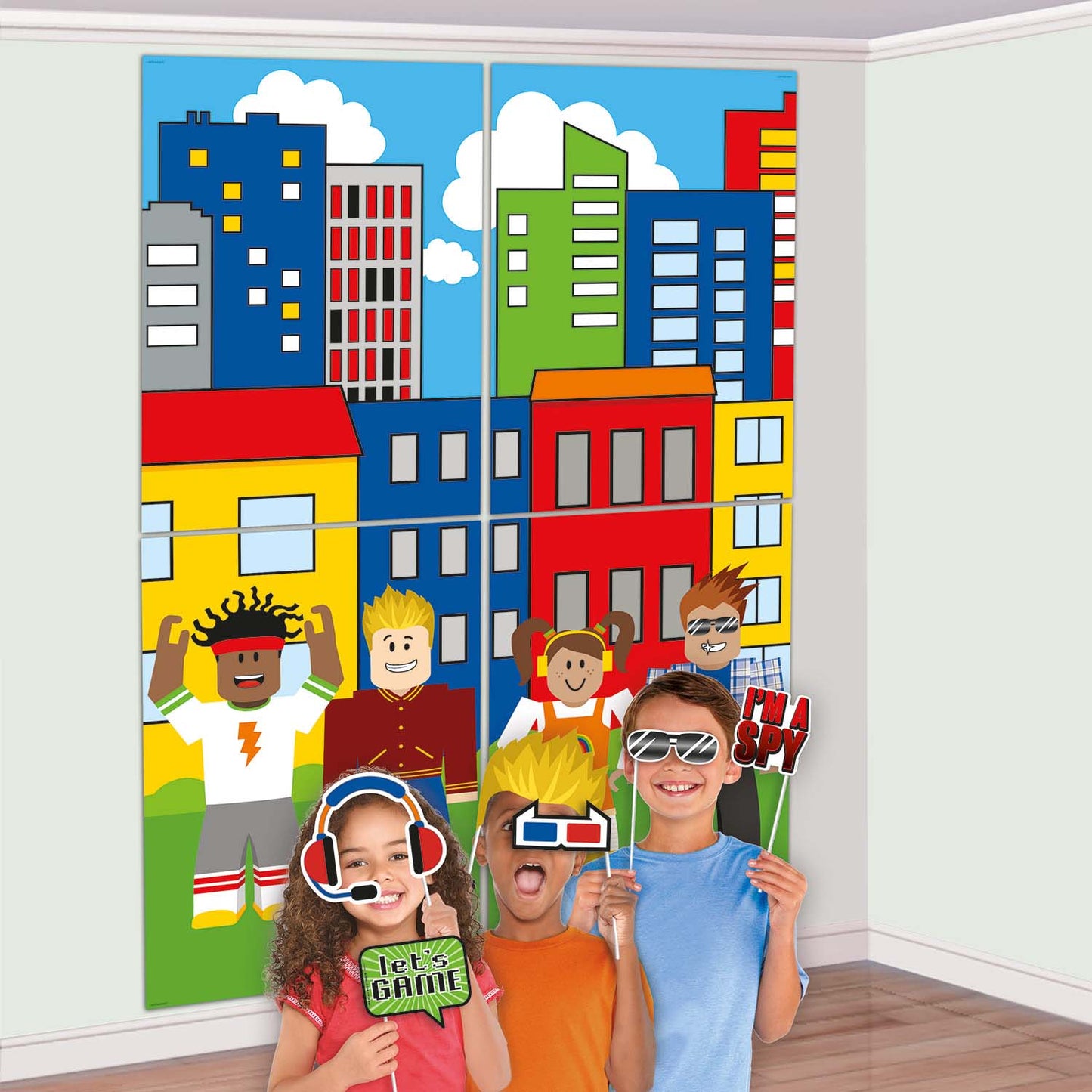 9913848 IP X6 - Party Town Scene Setters with Photo Accessories - 6 PKG/16