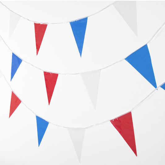 9913045 IP X6 - GB Red White & Blue Plastic Pennant Bunting 10m - 6 PC