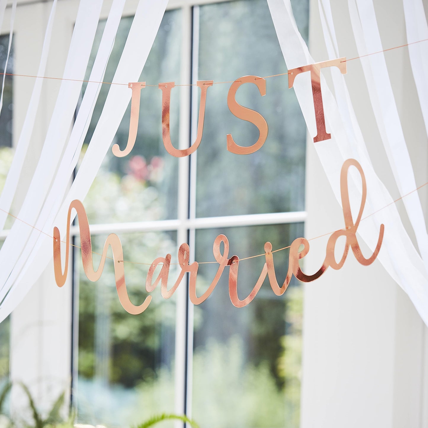 Rose Gold Scripted Just Married Banner- 5 Inner Pack