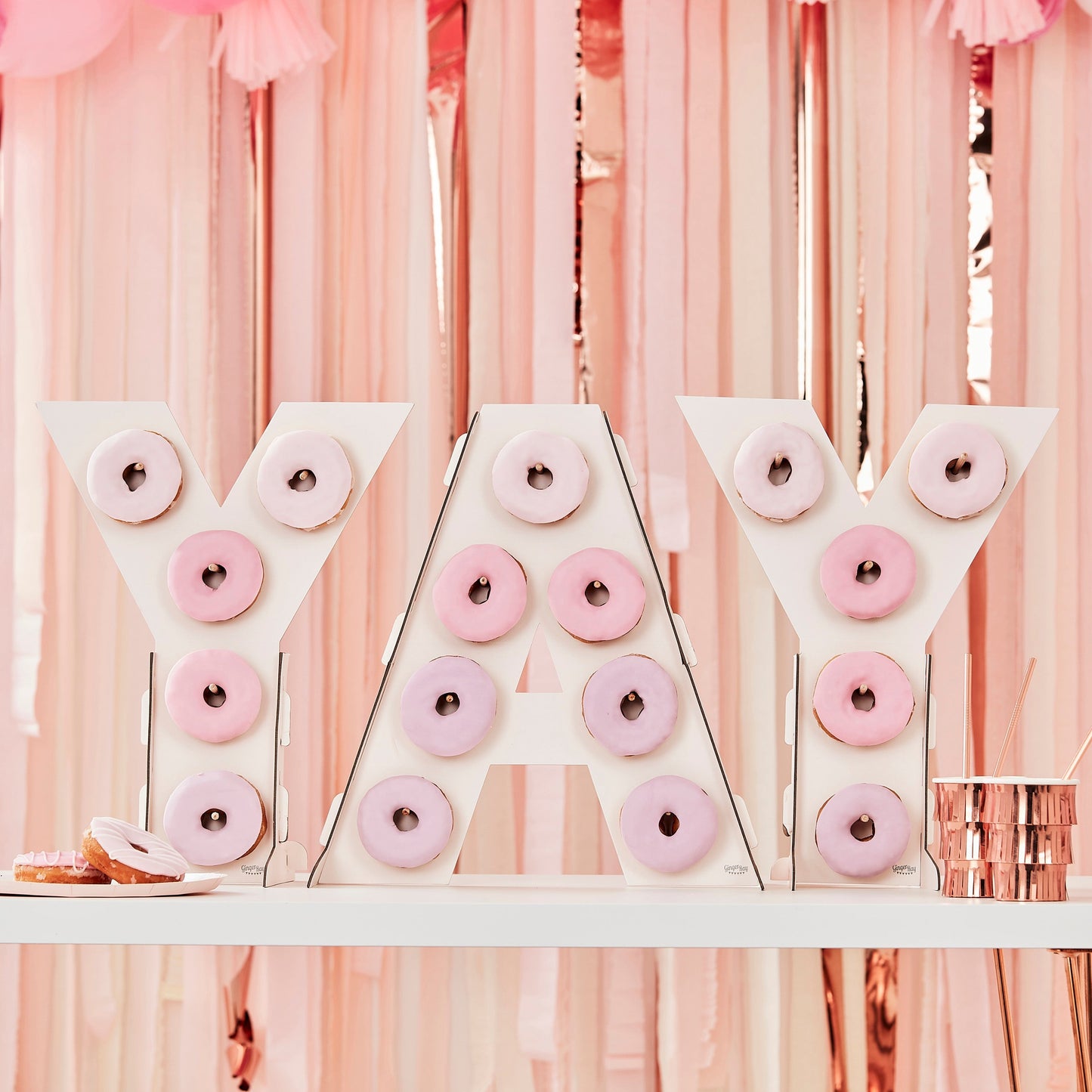 Yay Pink Ombre Donut Wall Stand- 5 Inner Pack