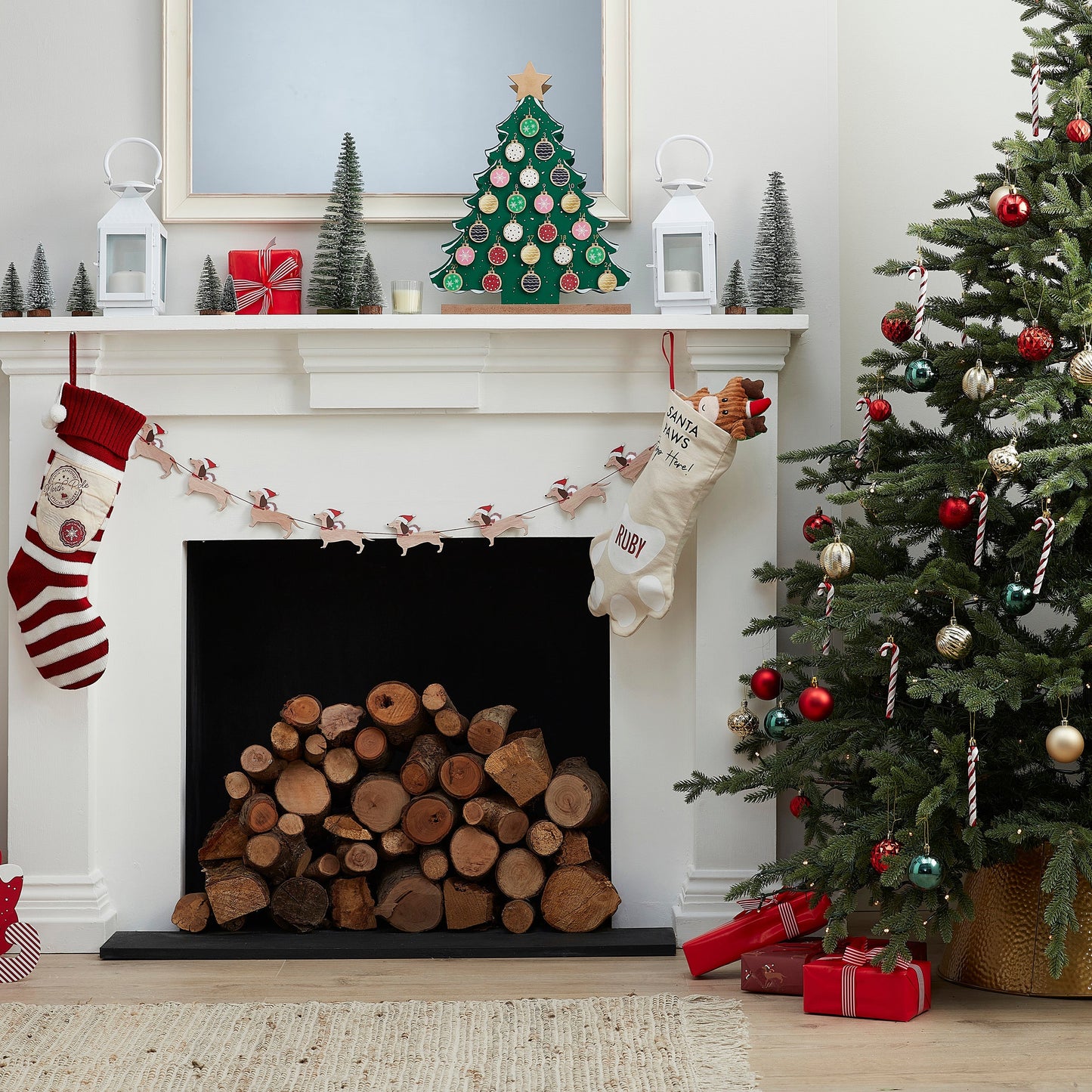 Novelty Candy Cane Balloon Christmas Tree- 5 Inner Pack