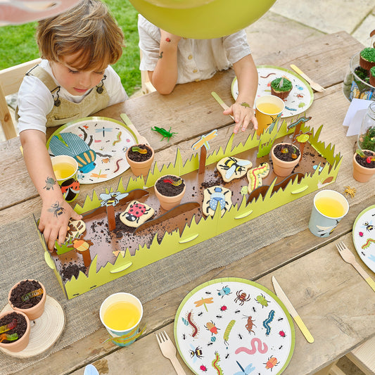 Bug Hunt Grazing Board with Pop Up Bugs- 5 Inner Pack