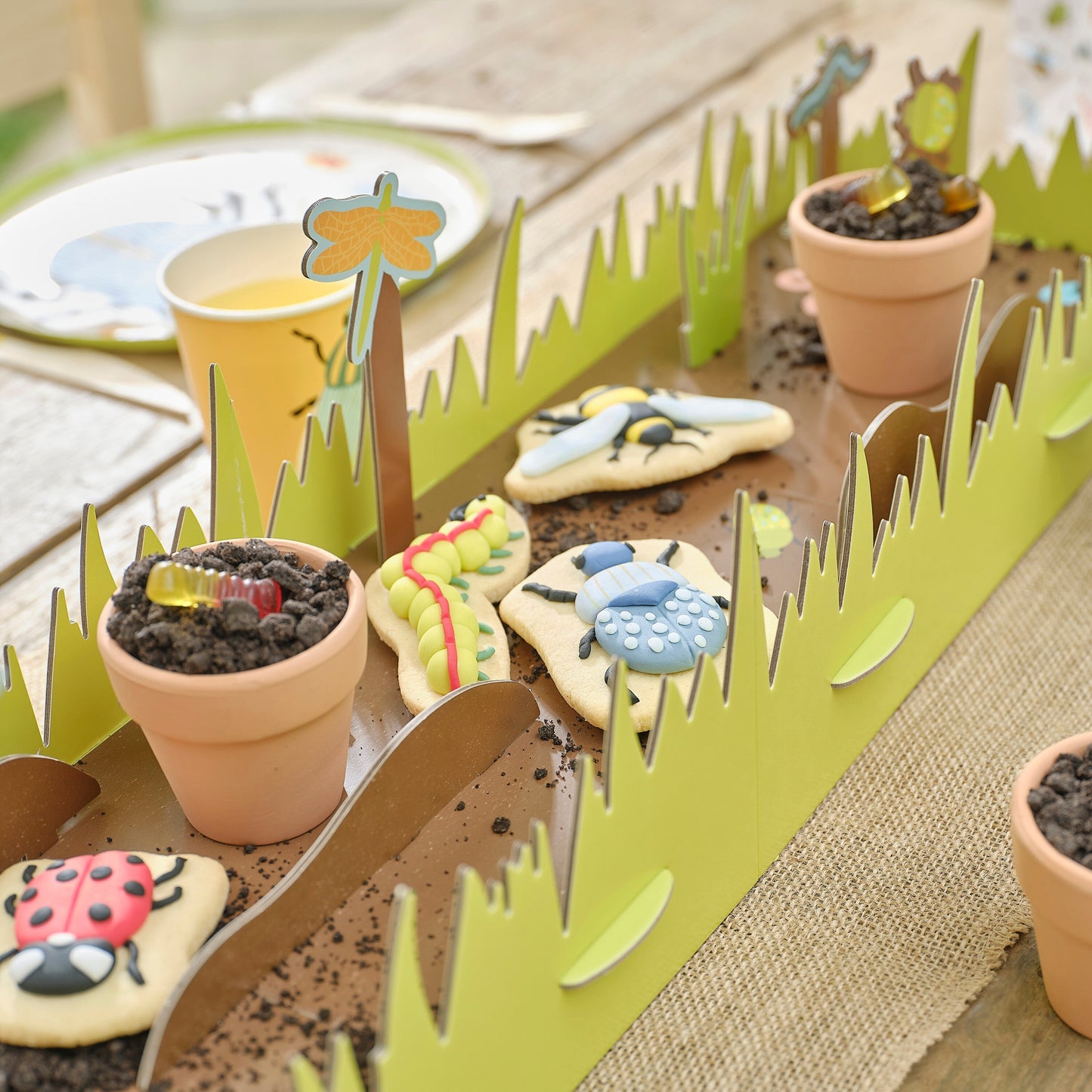 Bug Hunt Grazing Board with Pop Up Bugs- 5 Inner Pack