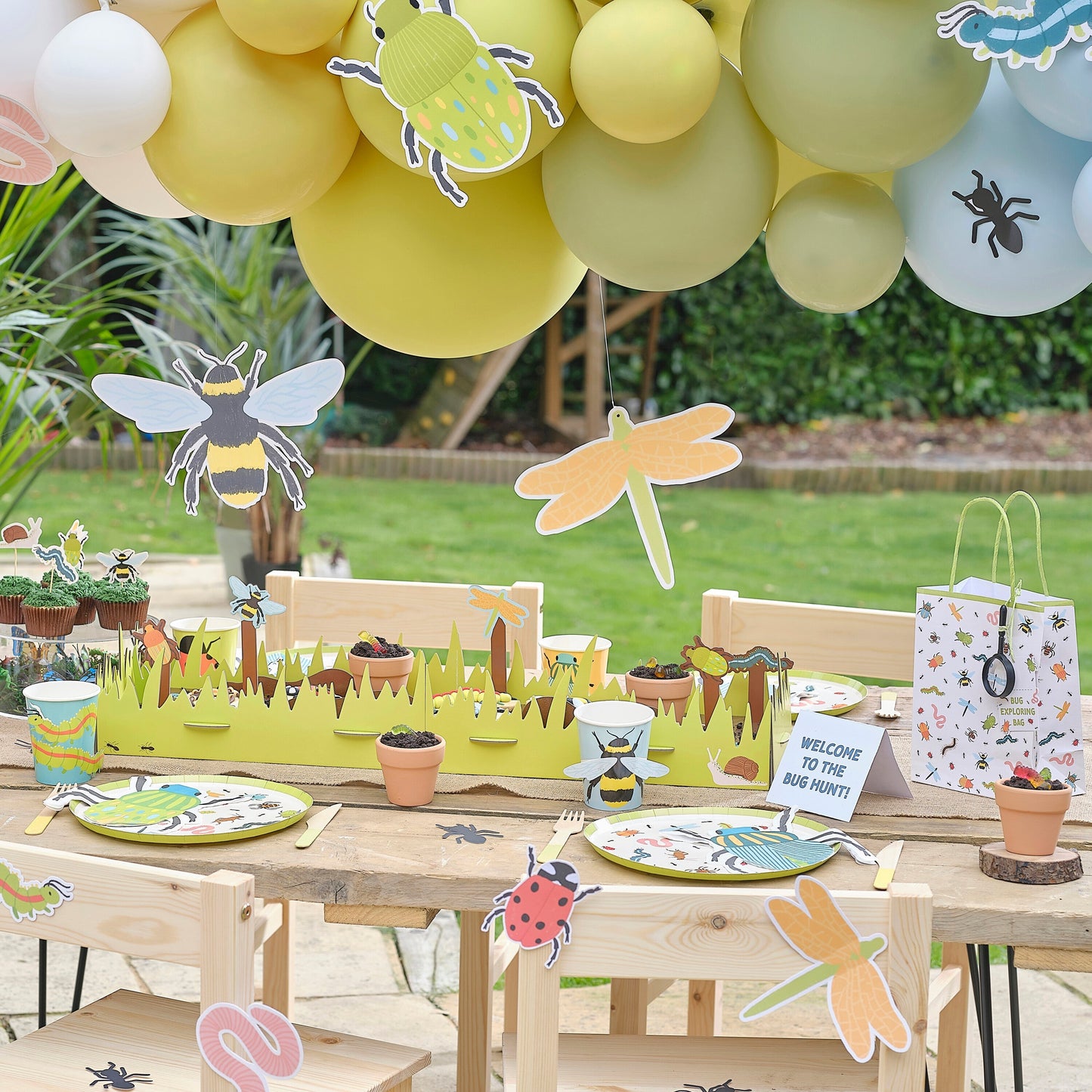 Bug Hunt Grazing Board with Pop Up Bugs- 5 Inner Pack