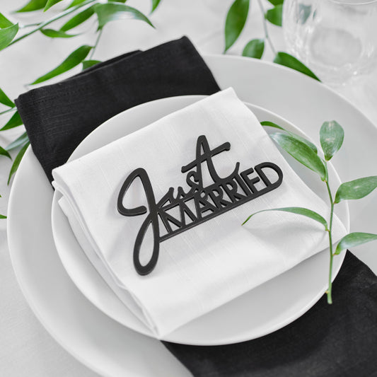 Black Wooden Just Married Table Sign- 5 Inner Pack