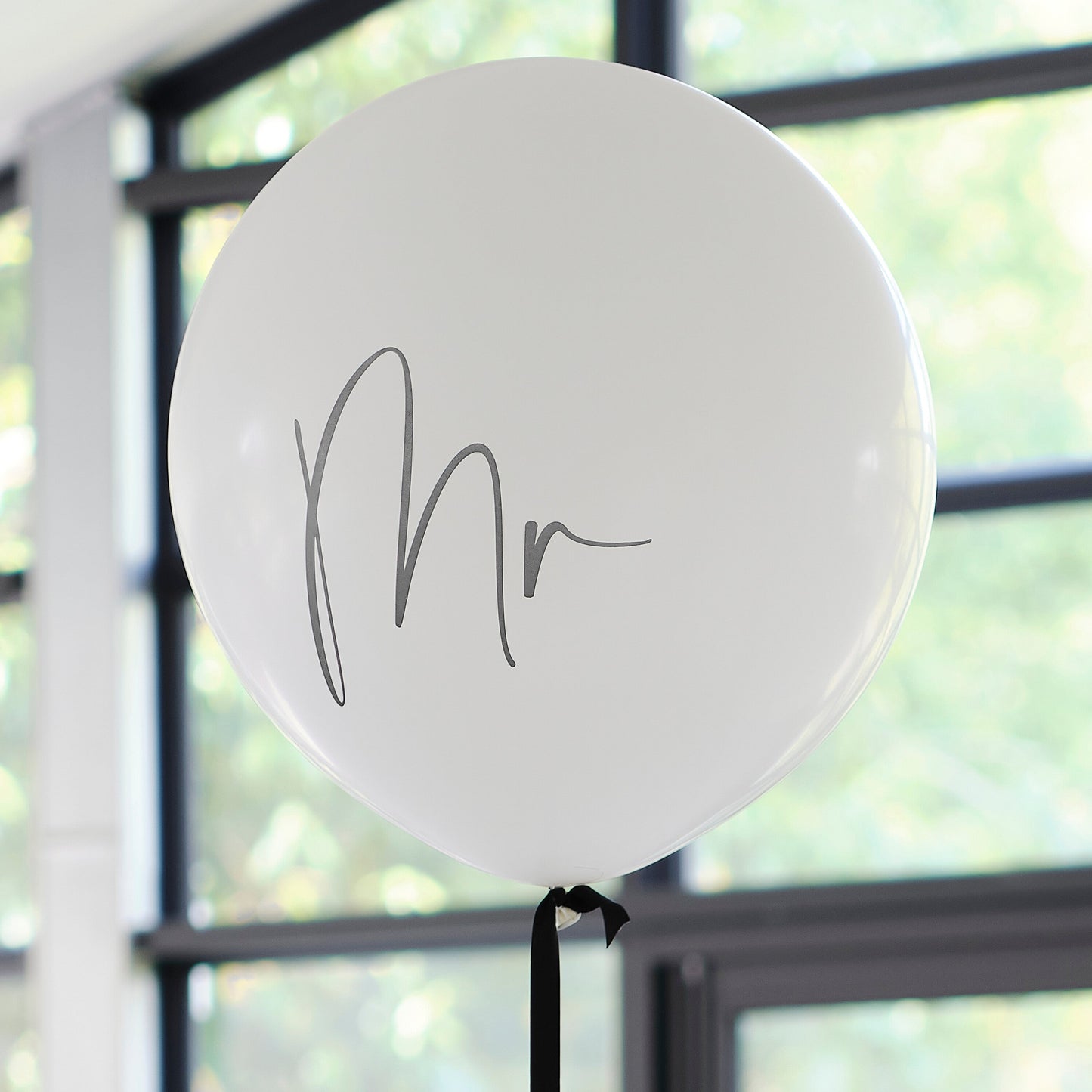 Black & White Mr Balloon with Black Balloon Tail- 5 Inner Pack