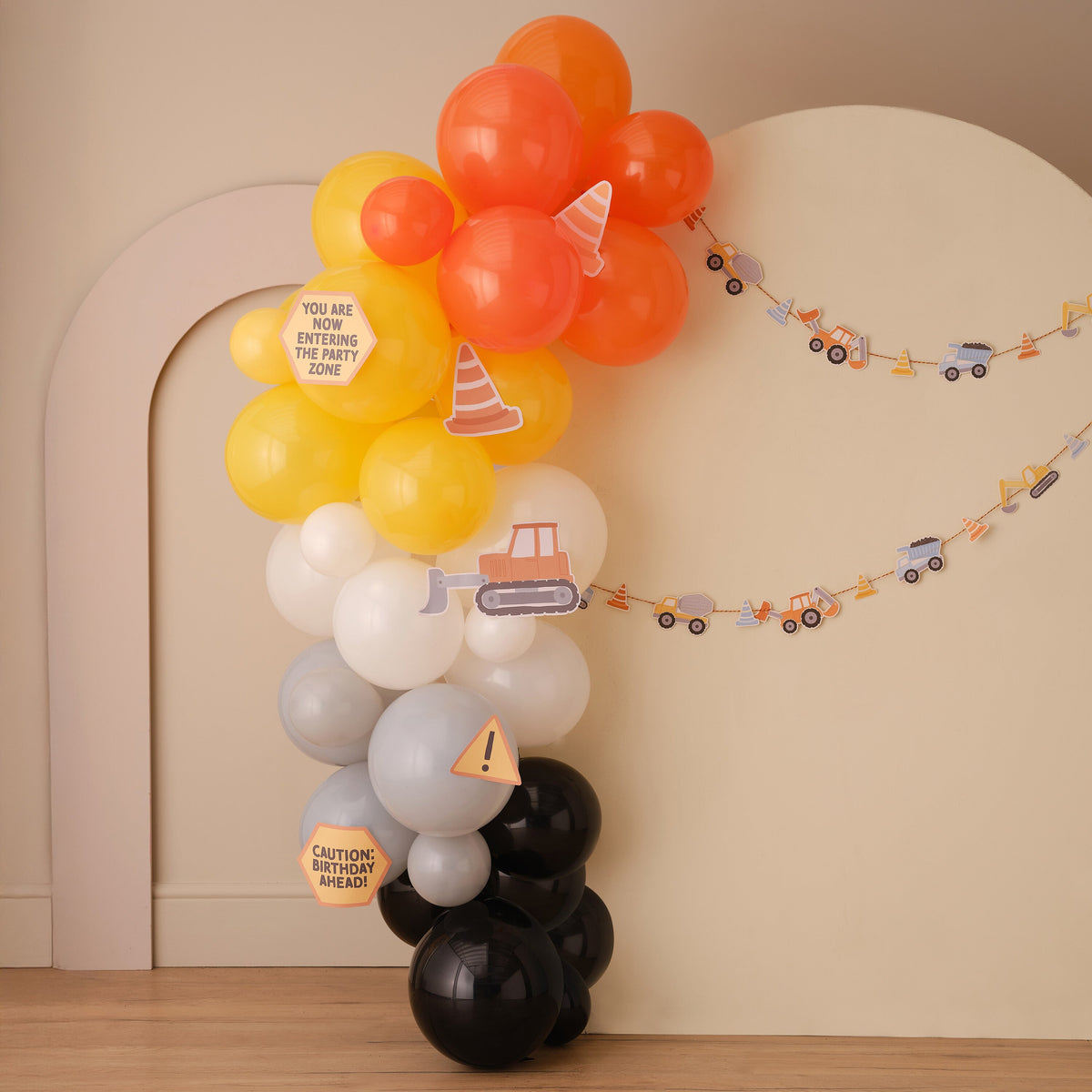 Construction Party Balloon Arch with Card Icons- 5 Inner Pack
