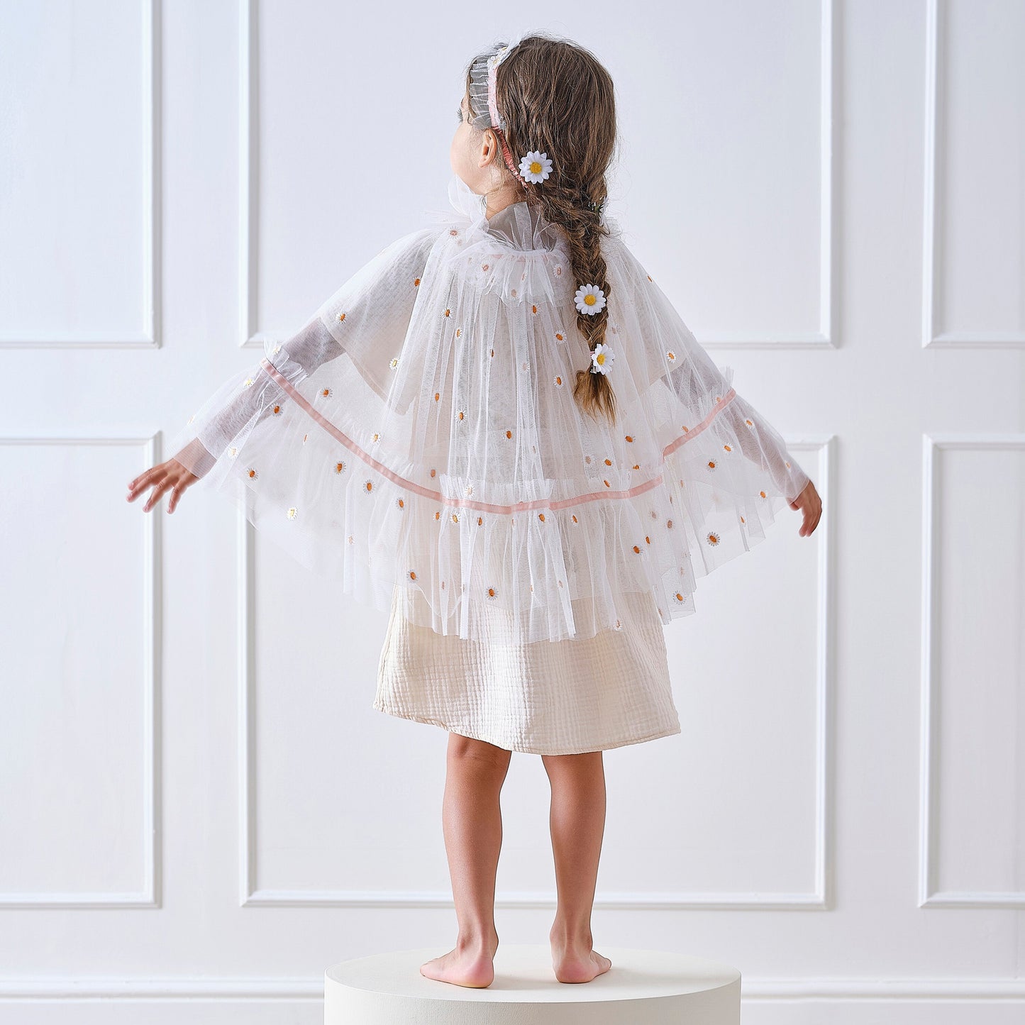 White and Pink Daisy Flower Costume Cape- 4 Inner Pack