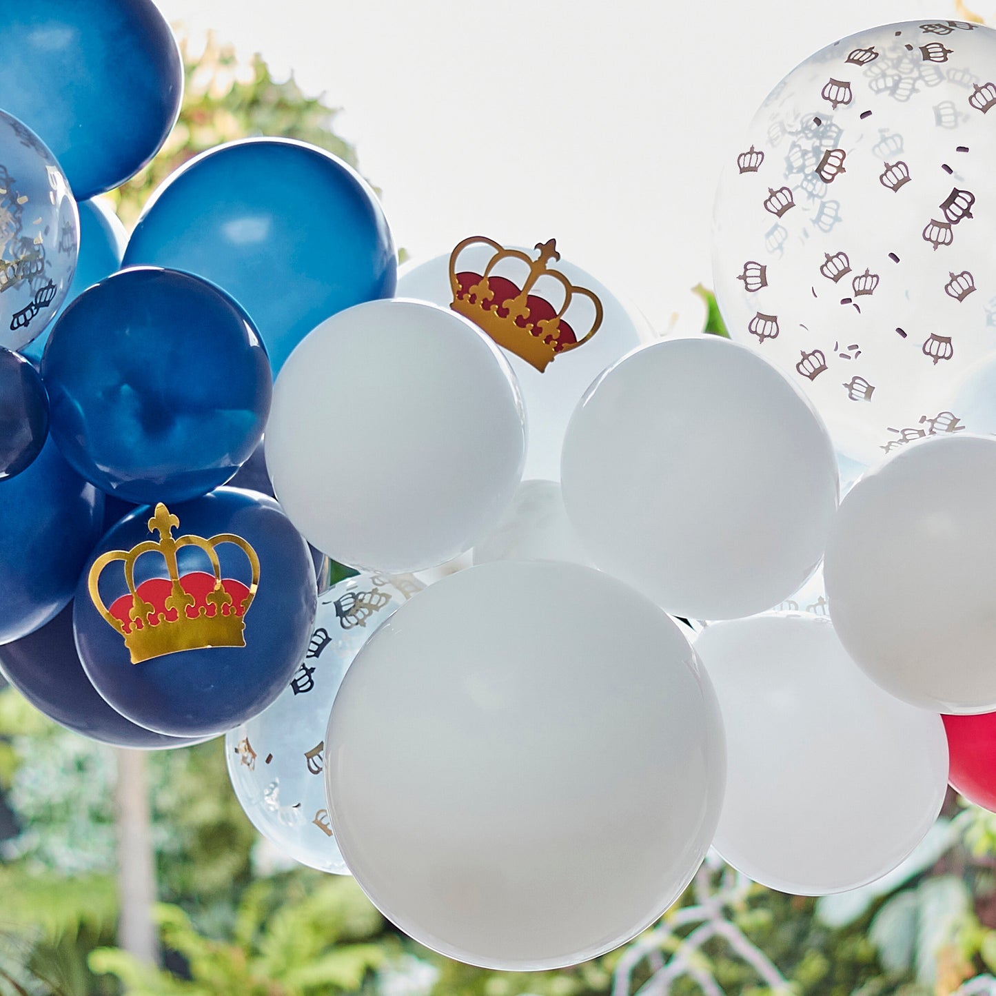 Red, White & Blue Balloon Arch With Crowns- 5 Inner Pack