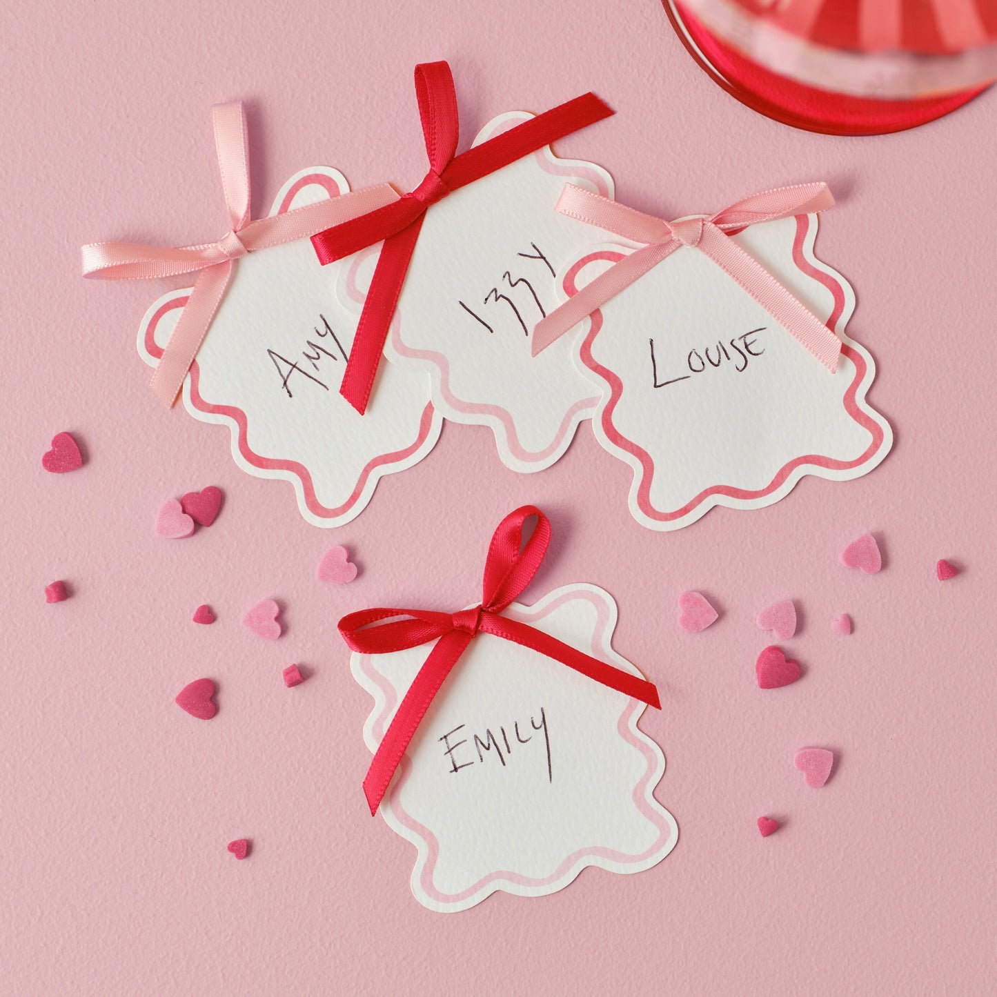 Wavy Place Cards with Pink and Red Bows- 5 Inner Pack
