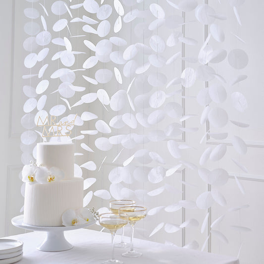 White Paper Disc Wedding Backdrop- 5 Inner Pack
