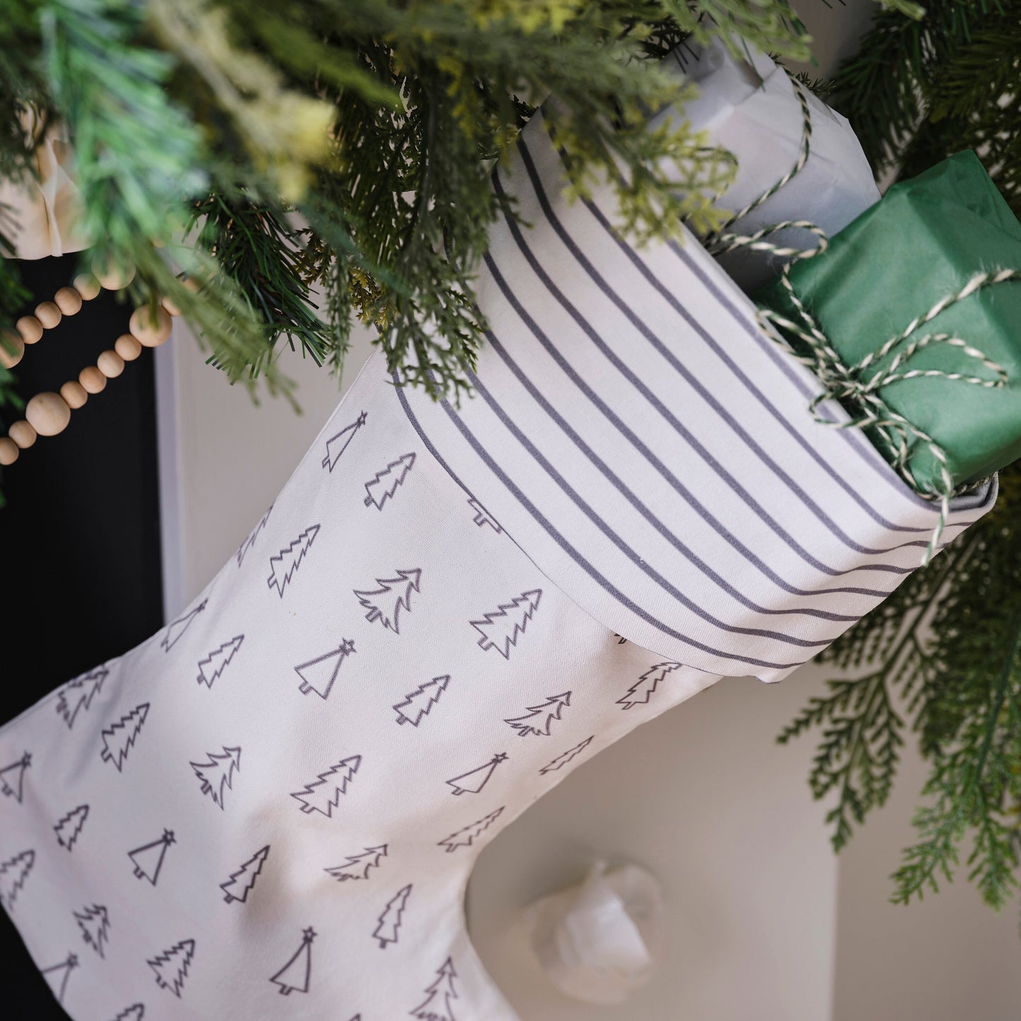 Grey Tree and Stripe Printed Christmas Stocking- 5 Inner Pack