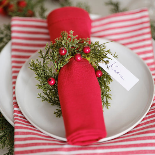 Foliage and Berry Christmas Napkin Rings- 5 Inner Pack
