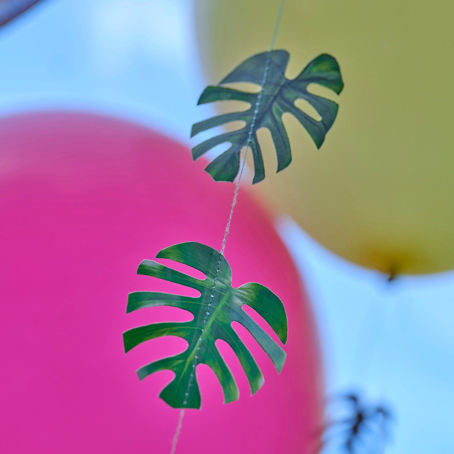 Palm Leaf Hawaiian Tiki Balloon Tails Decoration- 5 Inner Pack