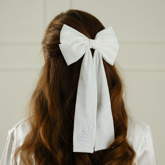 Cream Satin Embroidered 'Mrs' Hair Bow- 5 Inner Pack