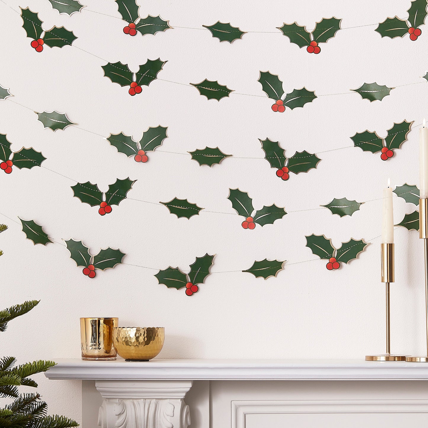 Foiled Holly Leaves Bunting Backdrop- 5 Inner Pack